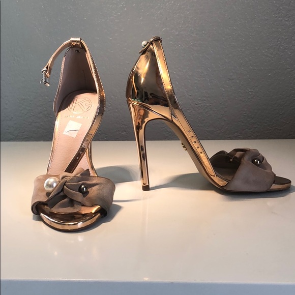 kurt geiger rose gold sandals